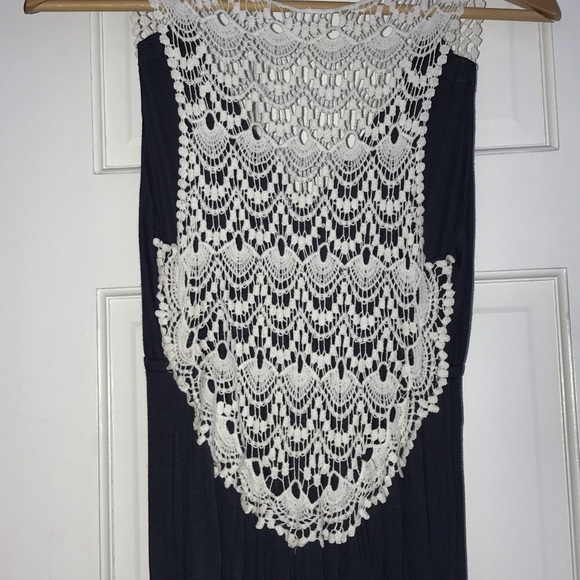 MISS FINCH Lace Back Maxi Dress - Picture 7 of 7